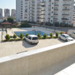 APAKLAR TOROSLAR: Şehrin Zirvesinde, Havuzlu ve Geniş Bir Yaşam