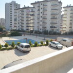 APAKLAR TOROSLAR: Şehrin Zirvesinde, Havuzlu ve Geniş Bir Yaşam